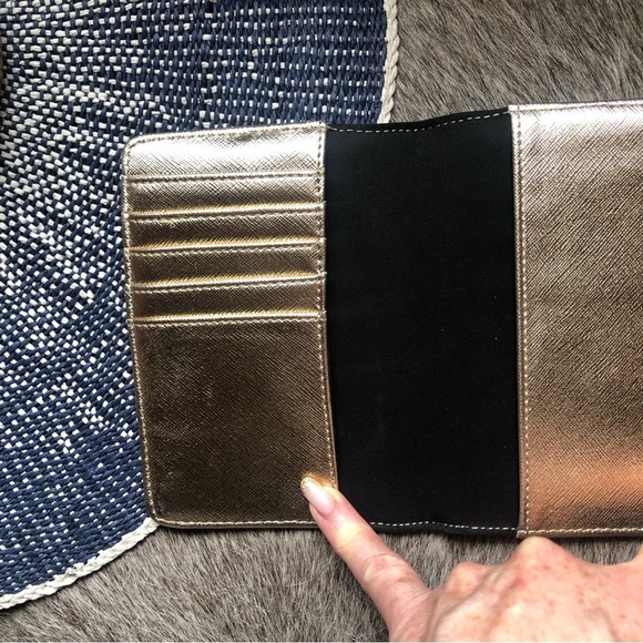 Nine West small credit card wallet holder snap closure gold metallic faux 4x5.5 - Picture 3 of 6